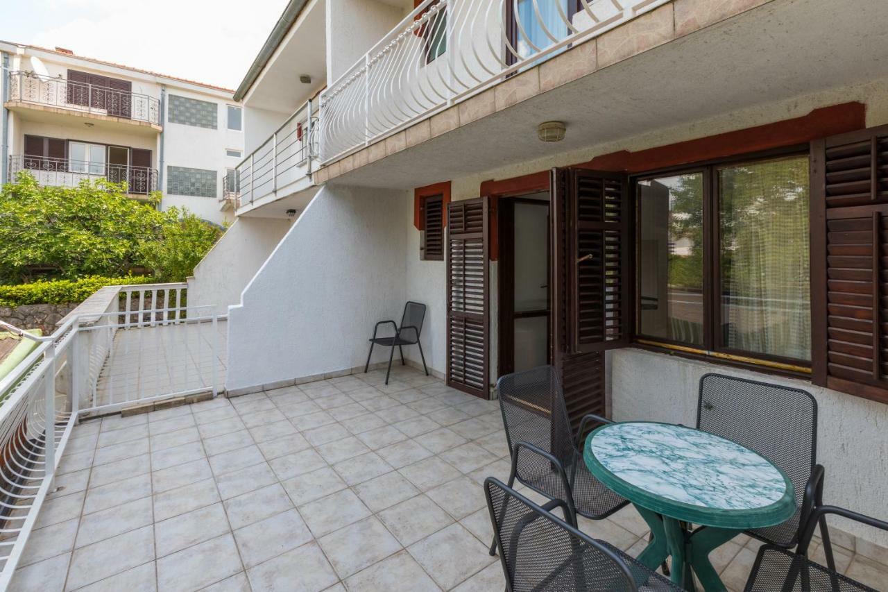 Apartment Dom Jadranovo Dış mekan fotoğraf